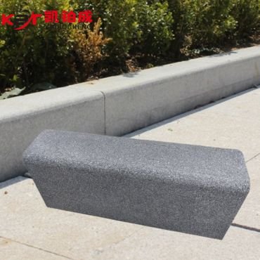 Curbstone shot blasting machine