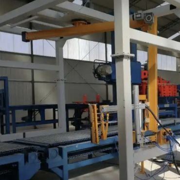 Automatic Wrapping Machine With Rotating Arm for Steel